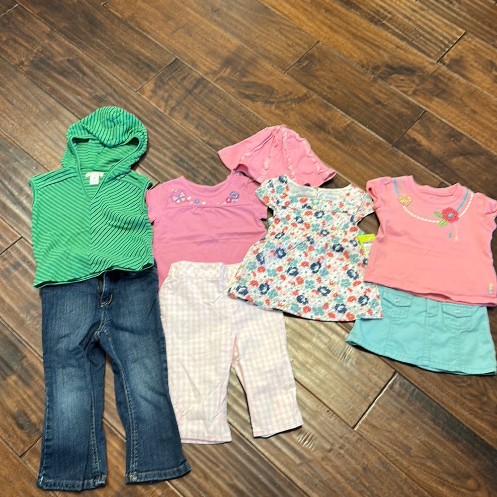 24 month-2T 8 item bundle